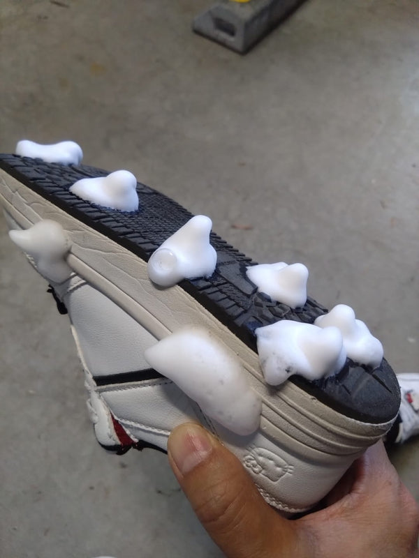 Customer photo of Premium Shoe Shampoo Refill pack 200ml (~6.76 fl oz)